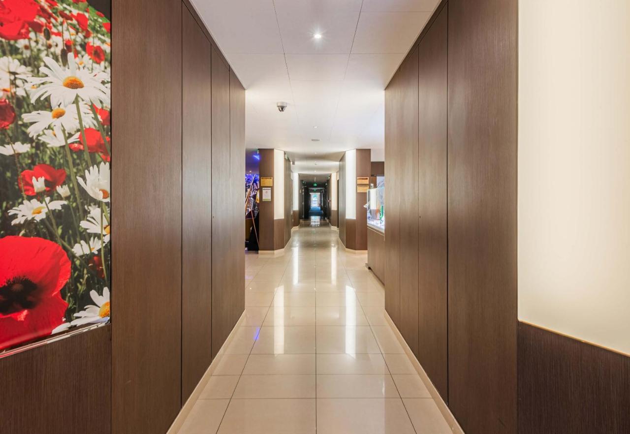 B&B Hotel Colmar Liberte 4 Etoiles Buitenkant foto