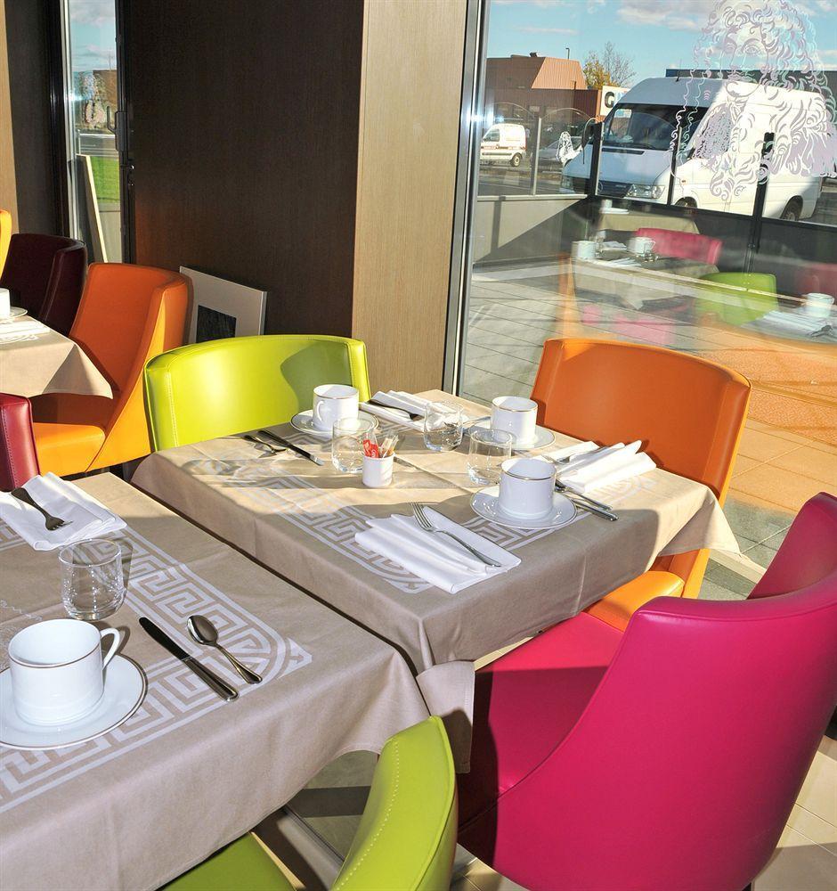 B&B Hotel Colmar Liberte 4 Etoiles Buitenkant foto